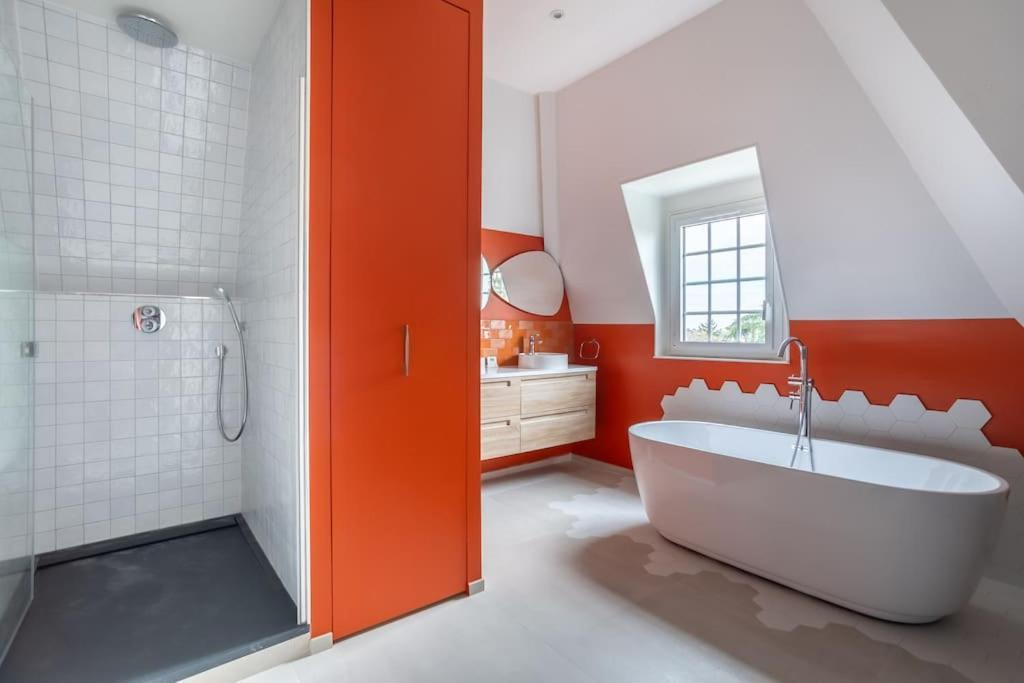 Appartement De 100M2 Dans Un Parc A 20 Mn Du Centre De Paris Garches Esterno foto