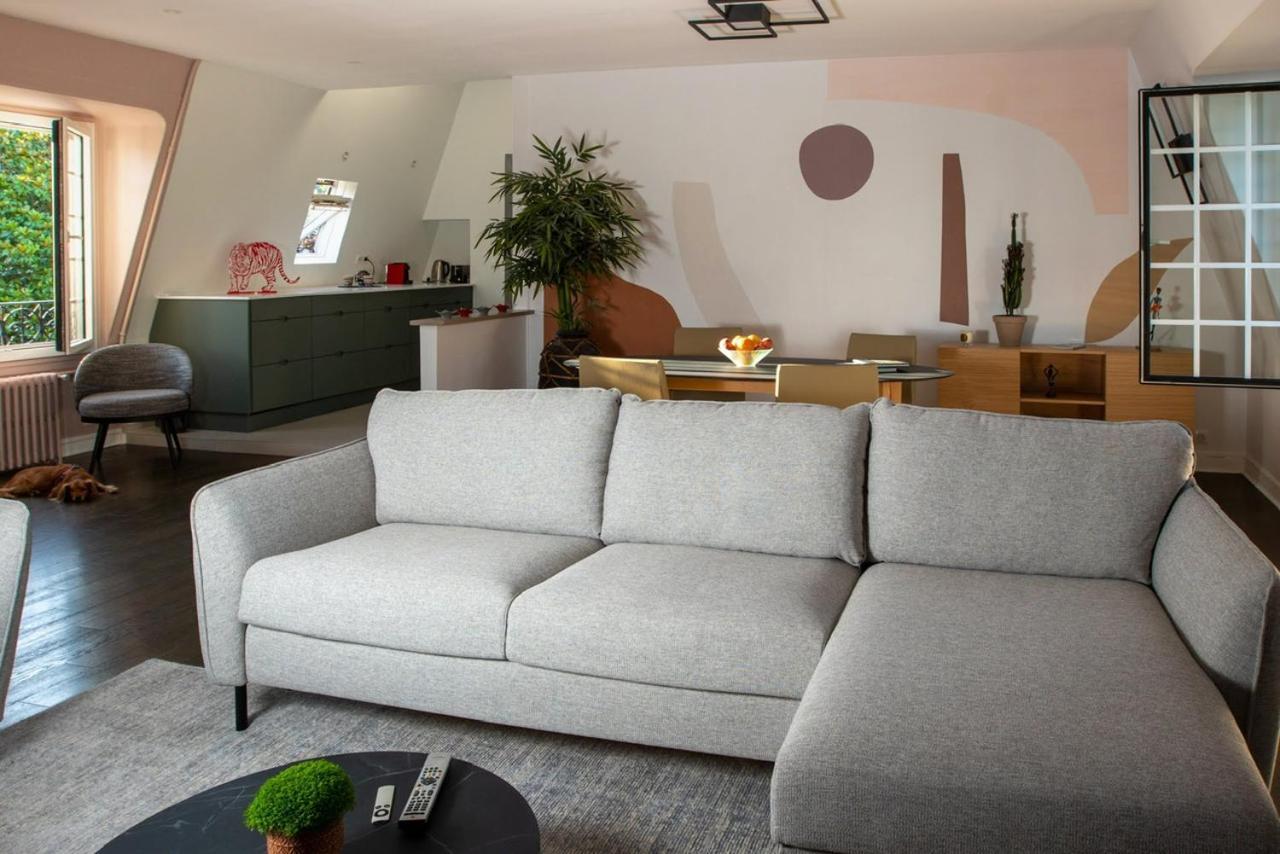 Appartement De 100M2 Dans Un Parc A 20 Mn Du Centre De Paris Garches Esterno foto