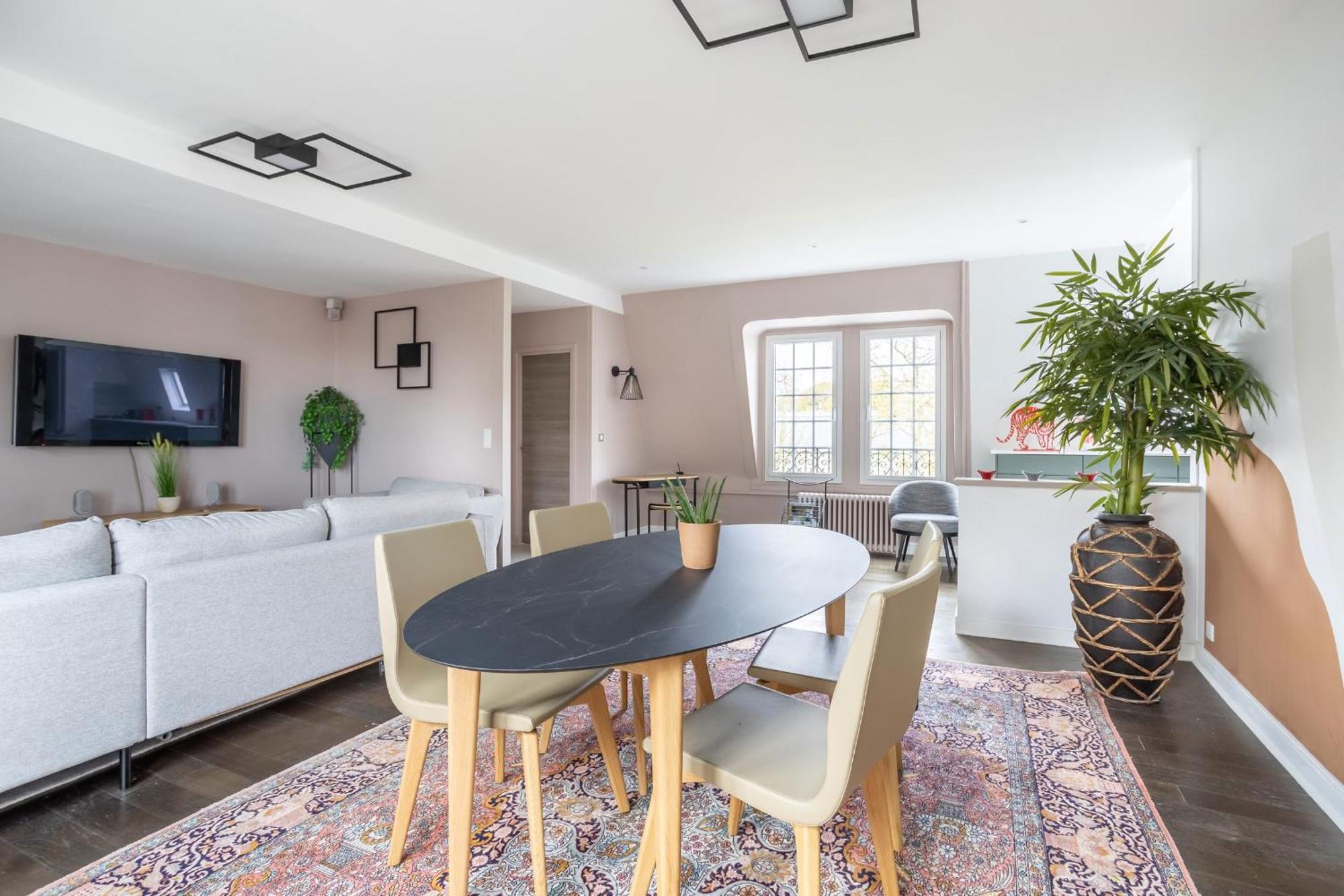 Appartement De 100M2 Dans Un Parc A 20 Mn Du Centre De Paris Garches Esterno foto